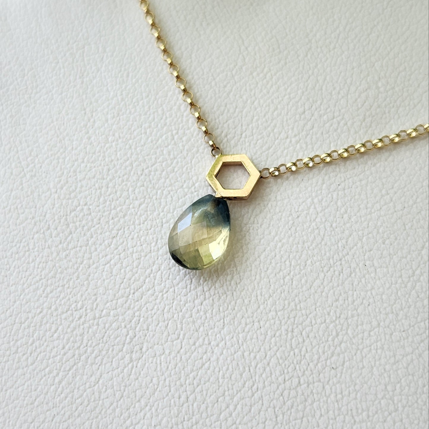 Boundary Sapphire Pendant