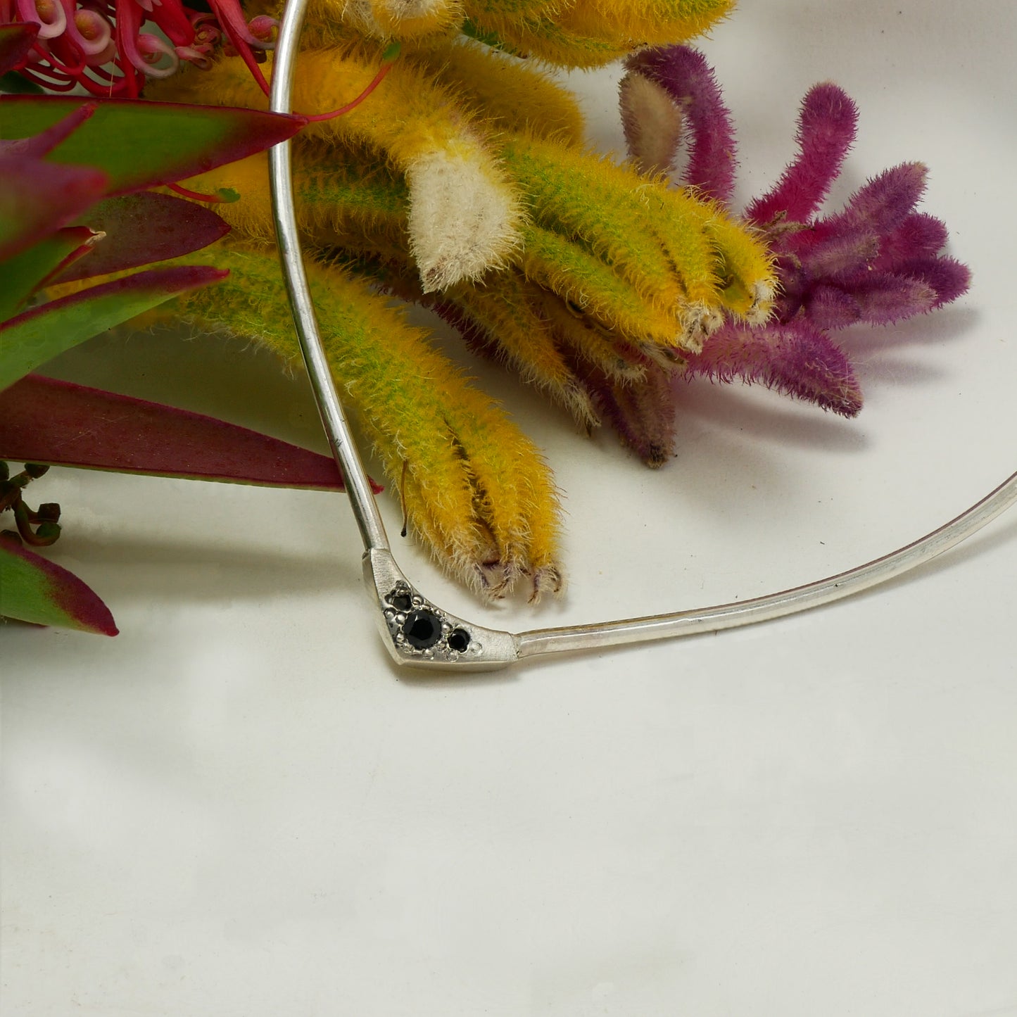Iota Bangle